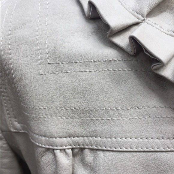 Bagatelle  creamy faux leather cropped oatmeal jacket ,HP 26-4 - Picture 6 of 16